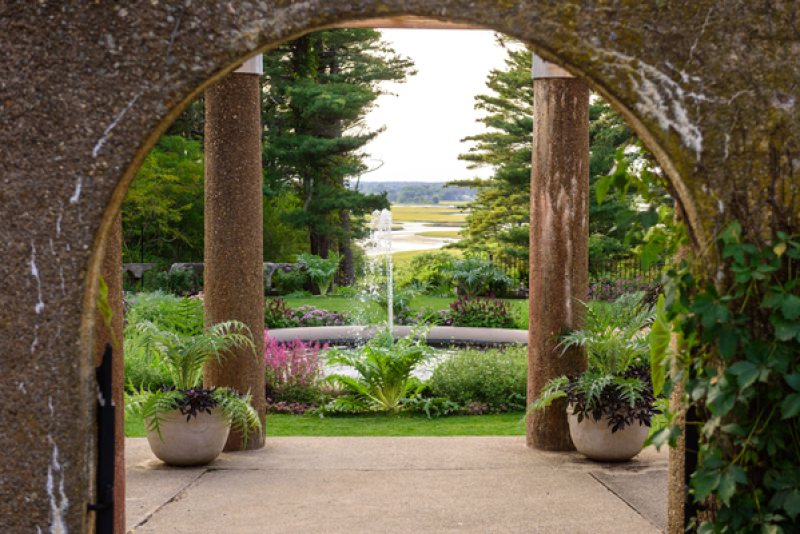 Rose Garden Entrance